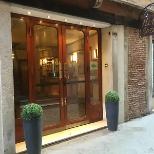 Gorizia A La Valigia Szálloda